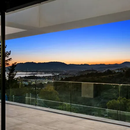 Pinares De San Anton - Sea, City, Mountain Views, Close To Beach, Bbq Malaga
