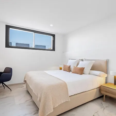 Pinares De San Anton - Sea, City, Mountain Views, Close To Beach, Bbq