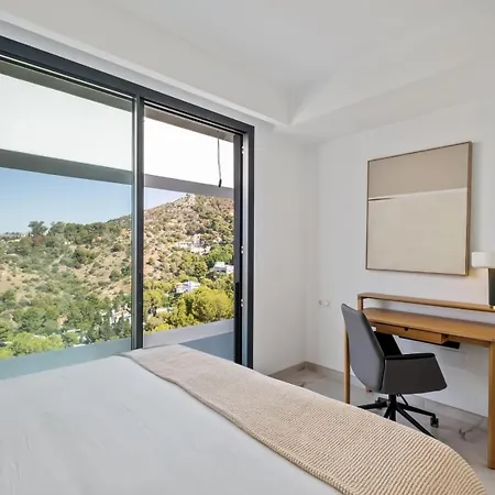 Villa Pinares De San Anton - Sea, City, Mountain Views, Close To Beach, Bbq