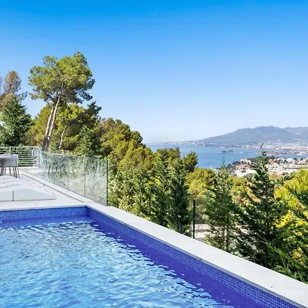 Pinares De San Anton - Sea, City, Mountain Views, Close To Beach, Bbq Villa *
